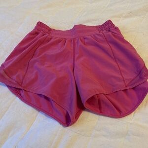 Lululemon 4 inch hottie hot shorts size 4